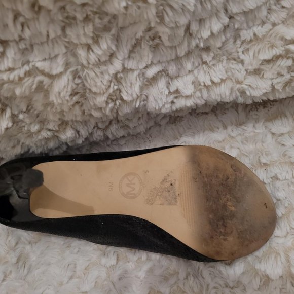 MICHAEL KORS YORK PLATFORM BLACK GLITTER PUMP OPEN TOE WOMENS SHOES Size 9 - Picture 3 of 5